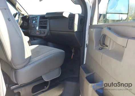 2017 Chevrolet Express 2500 Work Van from USA, damaged, VIN 1GCWGAFF2H1273647